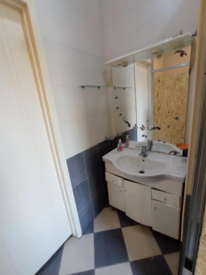 Sun City Hostel エレバン エクステリア 写真