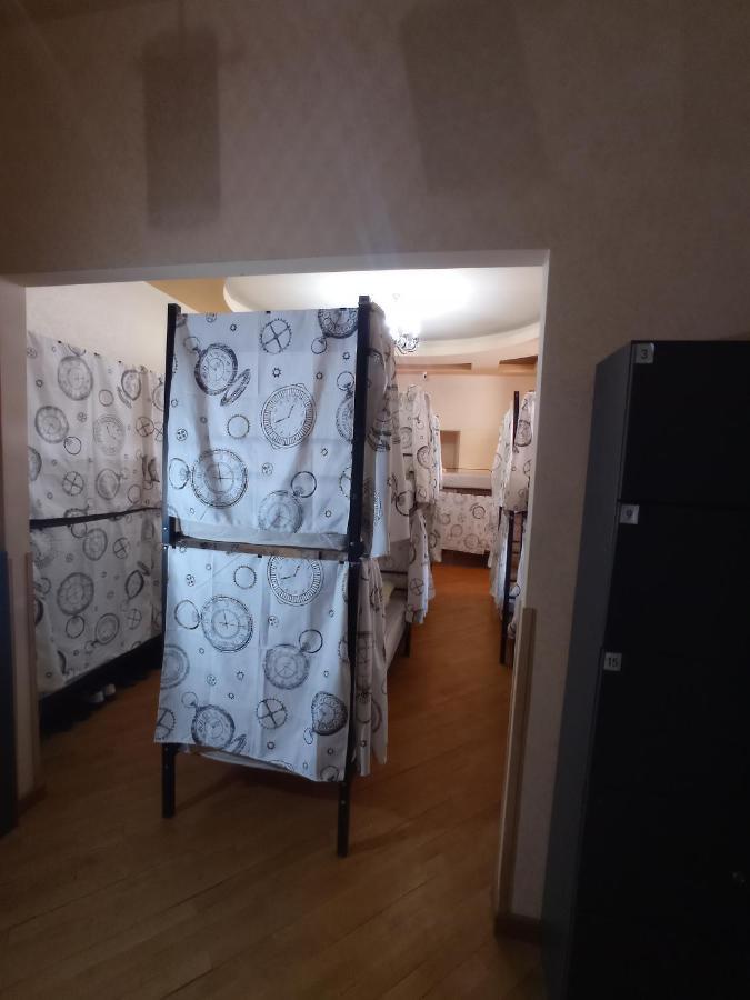 Sun City Hostel エレバン エクステリア 写真
