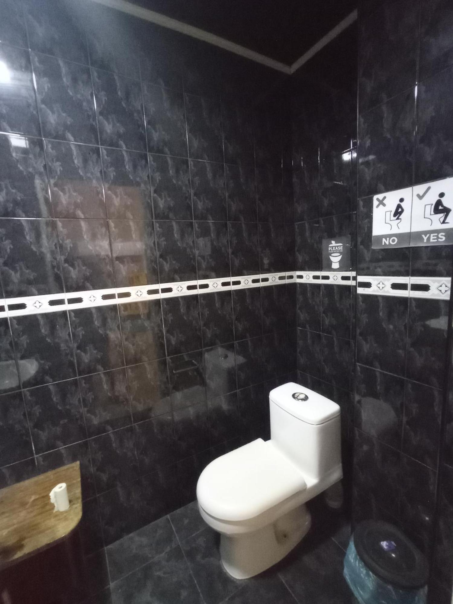 Sun City Hostel エレバン エクステリア 写真