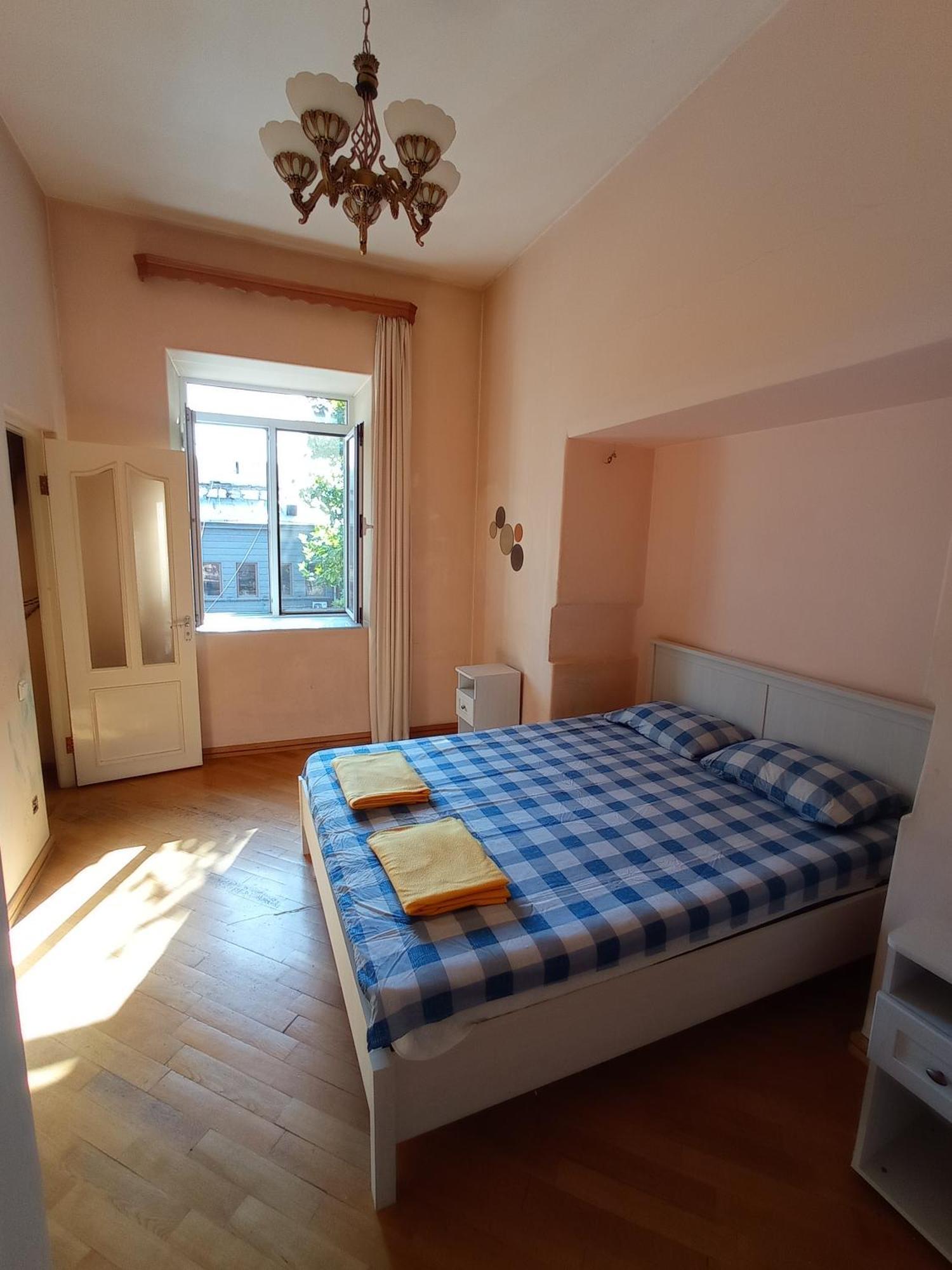 Sun City Hostel エレバン エクステリア 写真